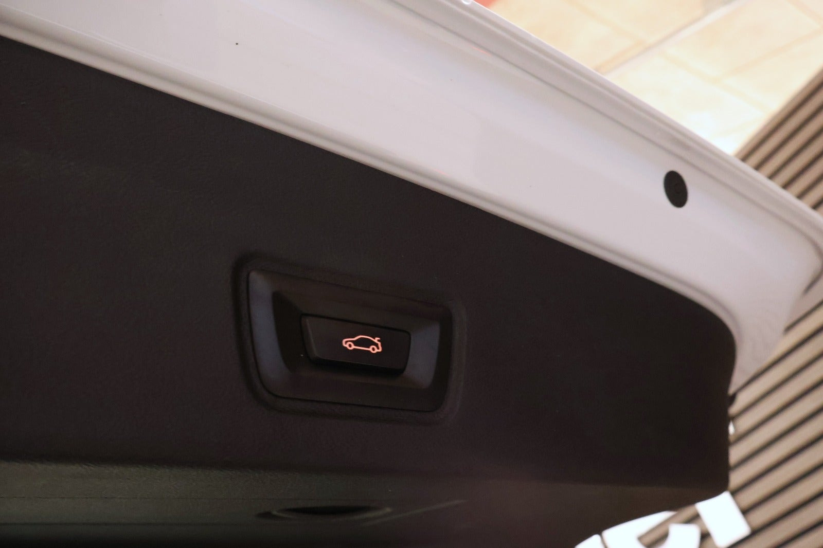 Hvid BMW i4 fra 2024