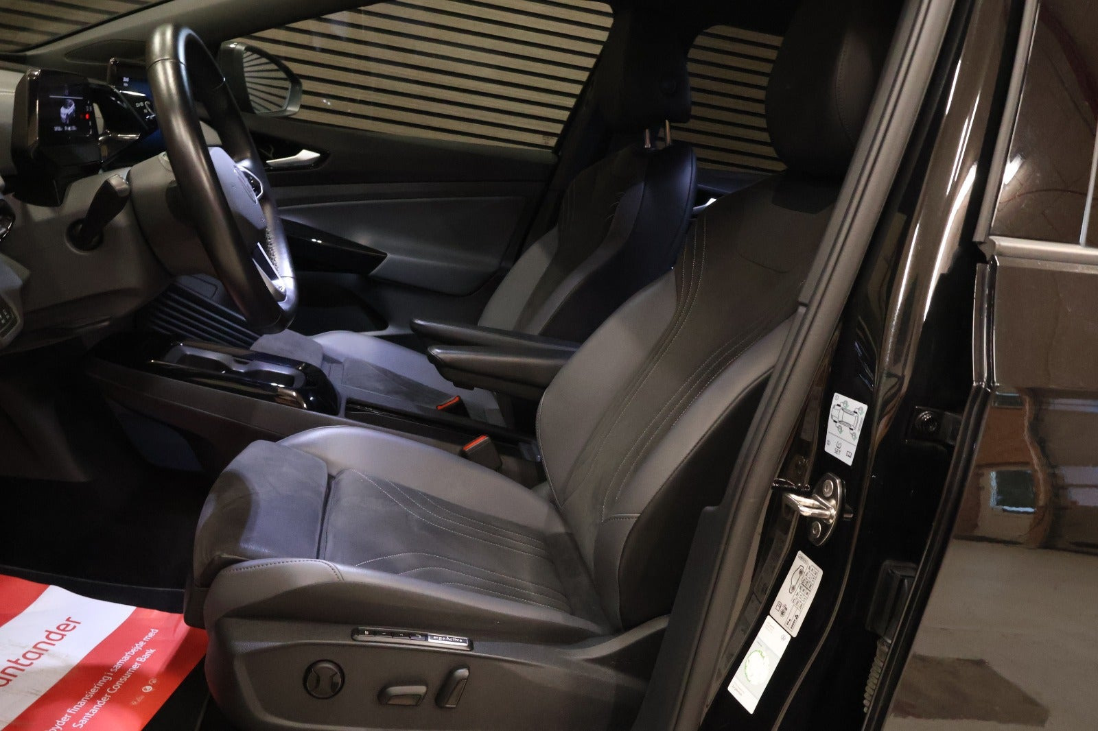 Sort VW ID.4 fra 2023