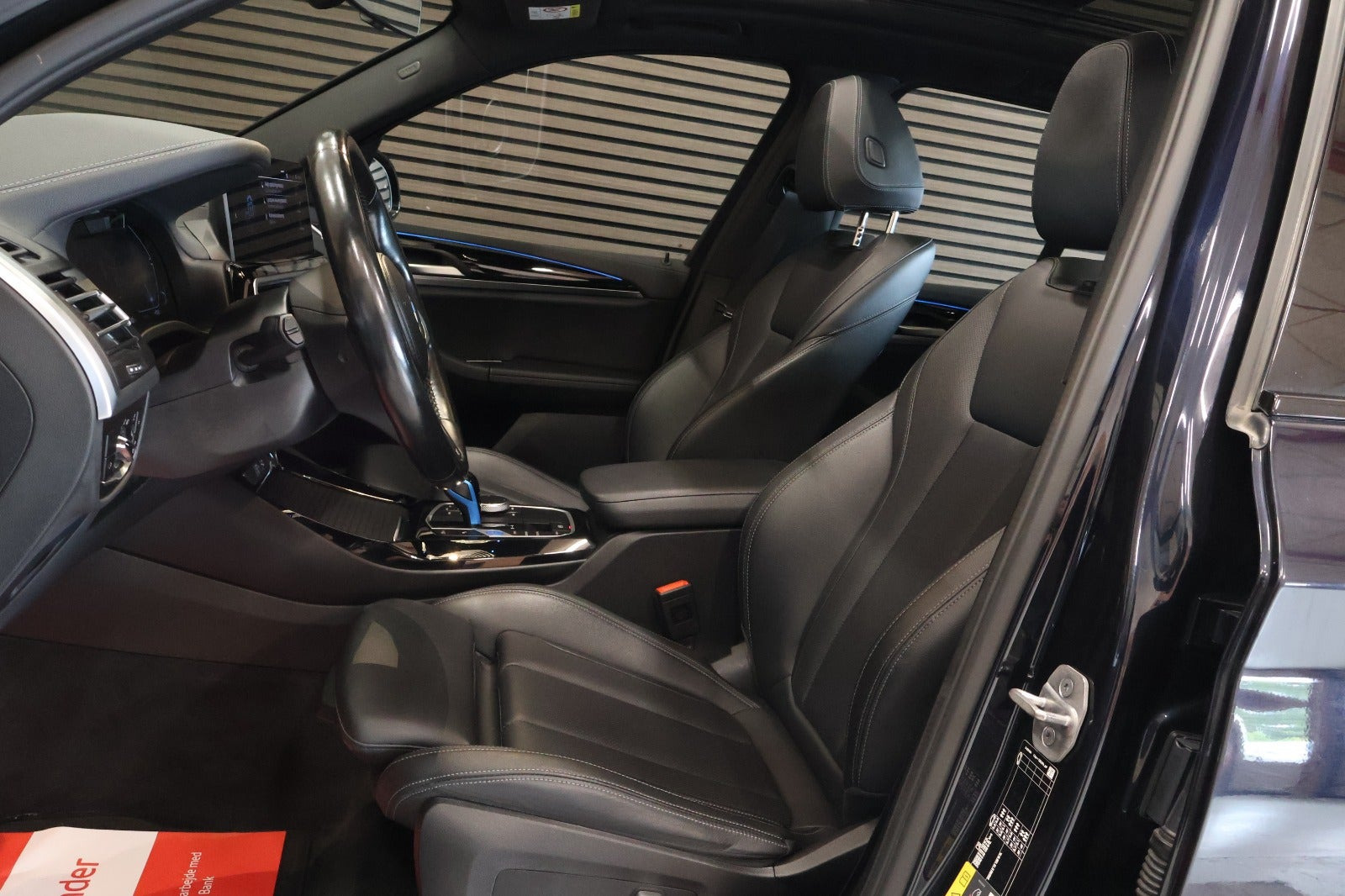 Sort BMW iX3 fra 2022