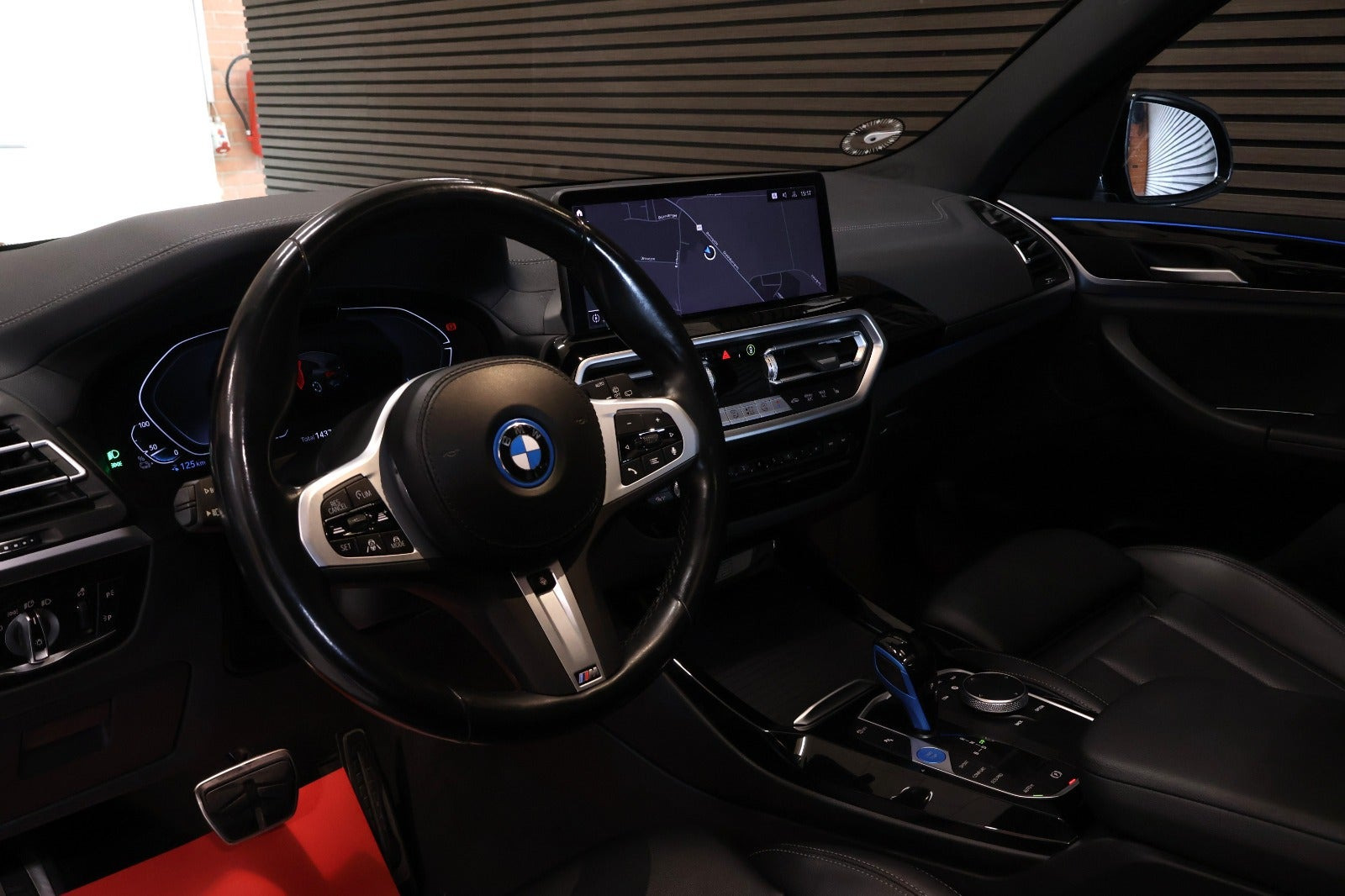 Sort BMW iX3 fra 2022