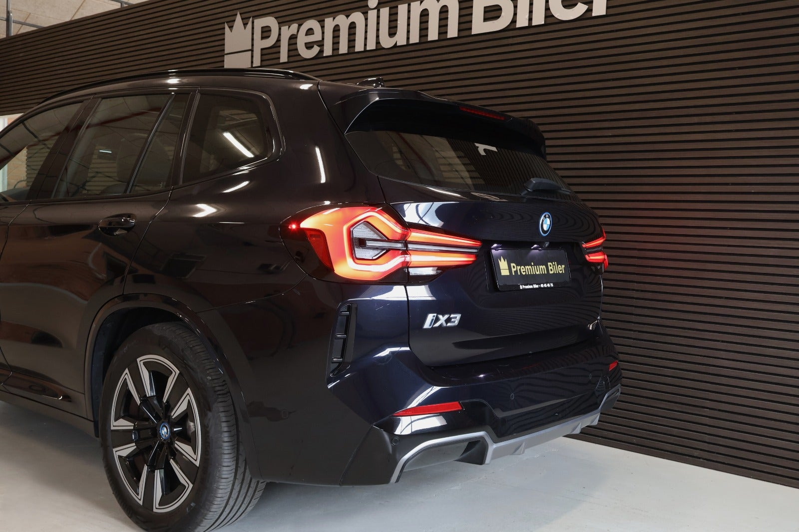 Sort BMW iX3 fra 2022
