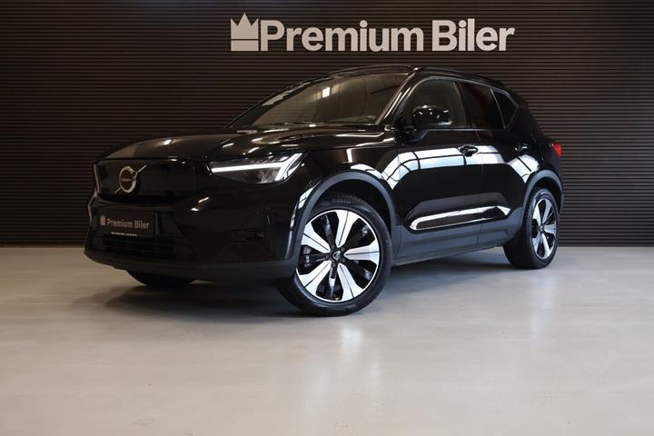 Sort Volvo XC40 fra 2023