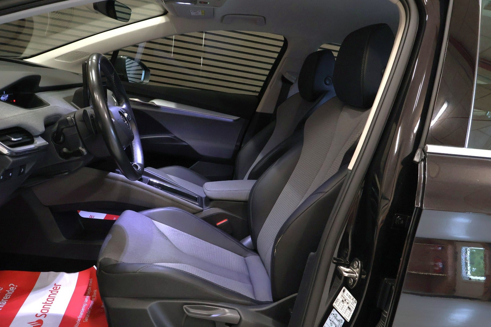 Sort Skoda Enyaq fra 2022