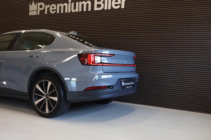 Grå Polestar 2 fra 2022