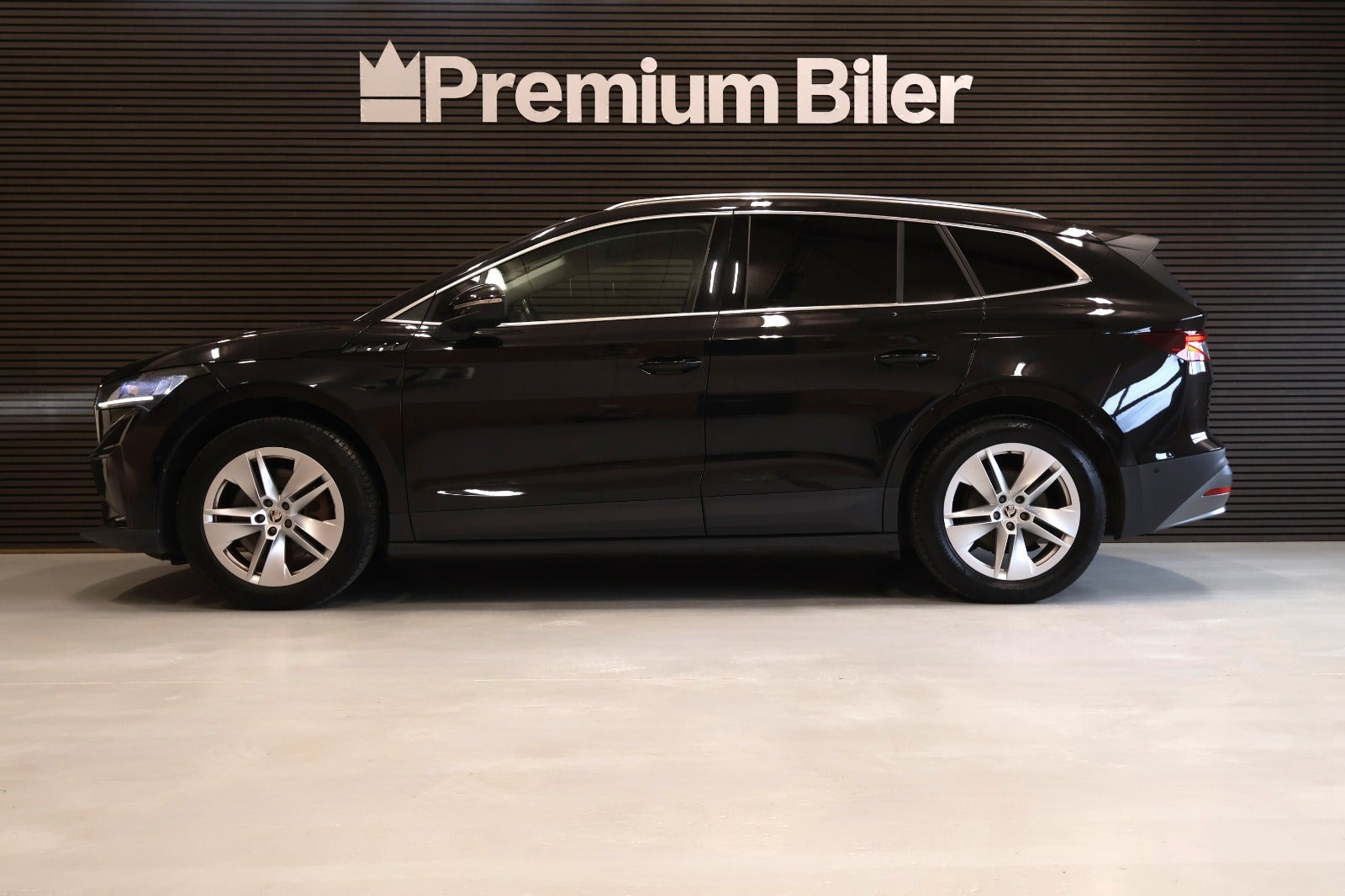 Sort Skoda Enyaq fra 2022