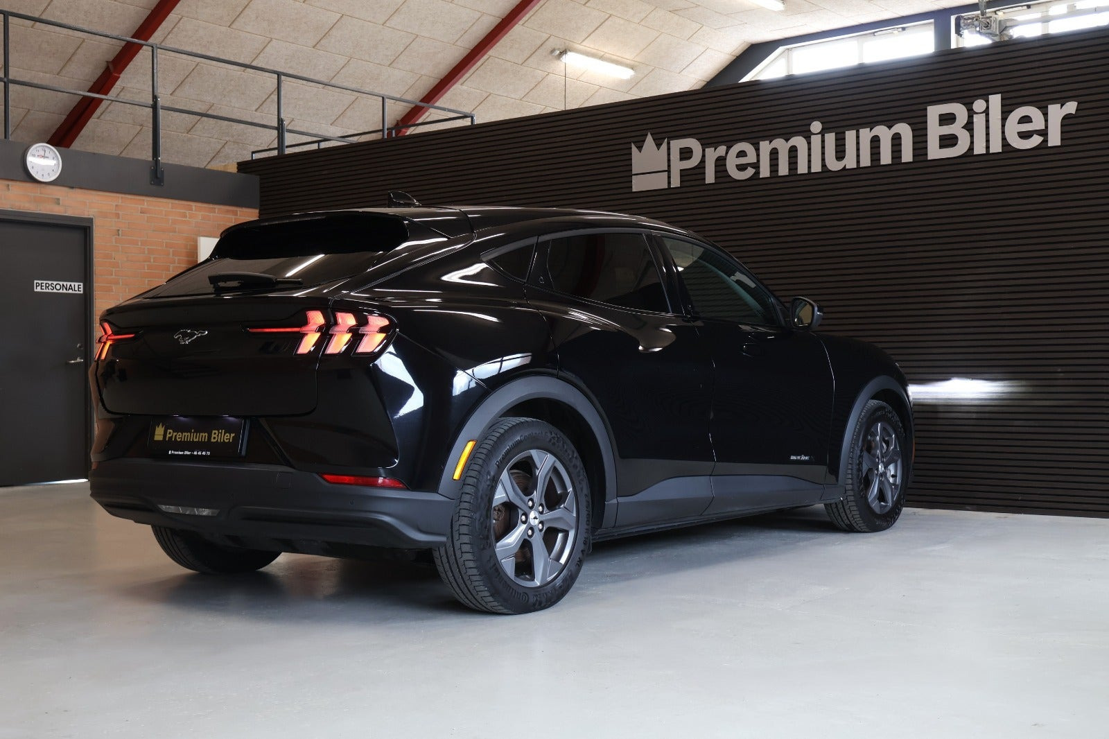 Sort Ford Mustang Mach-E fra 2022