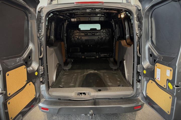 Grå Ford Transit Connect fra 2022