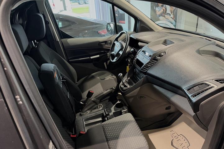 Grå Ford Transit Connect fra 2022