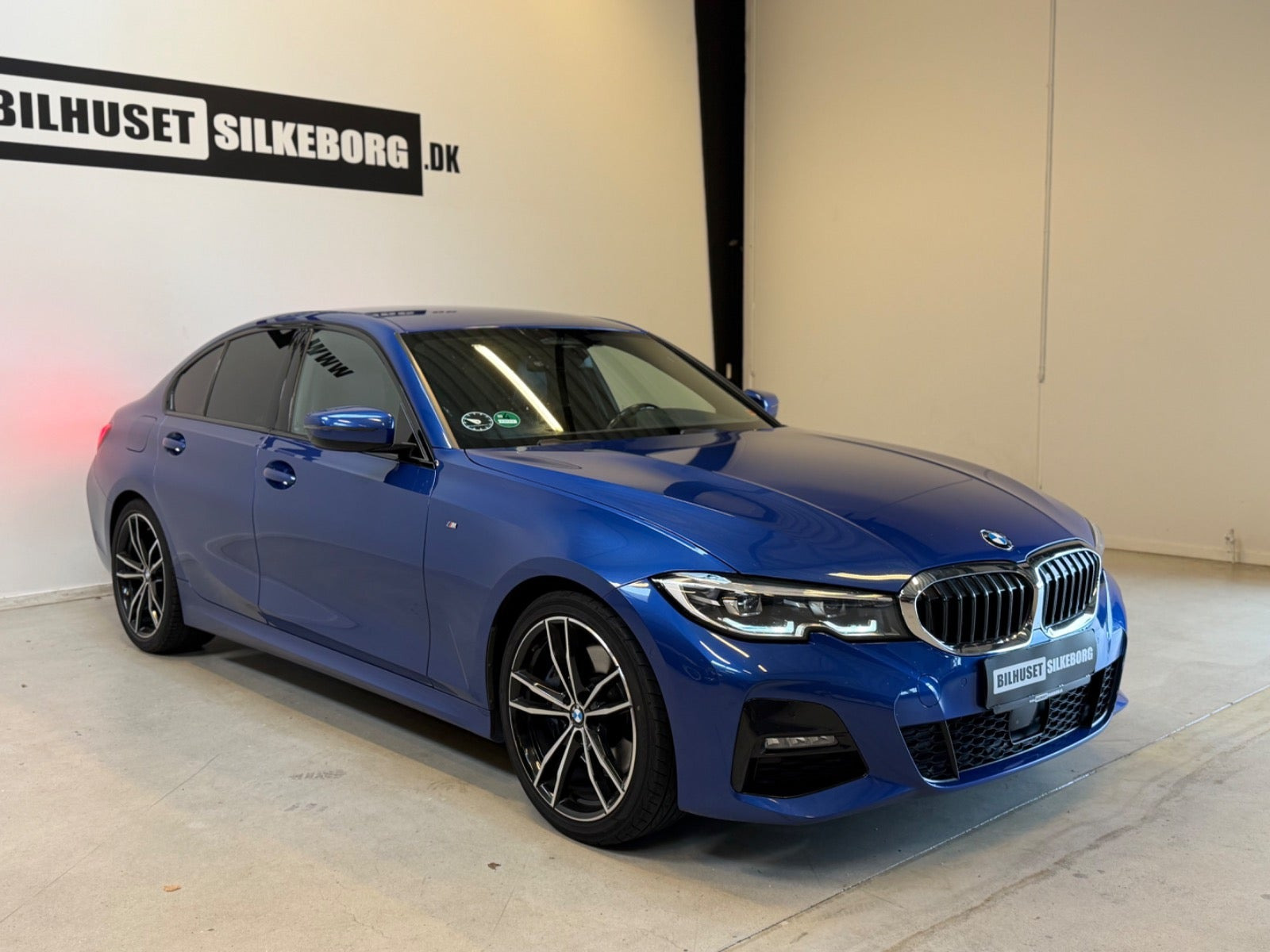 undefined BMW 330i fra 2019