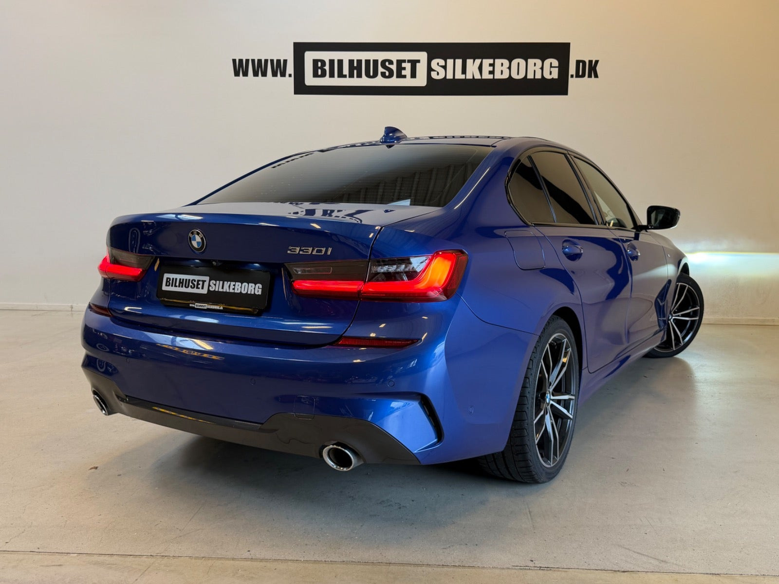undefined BMW 330i fra 2019