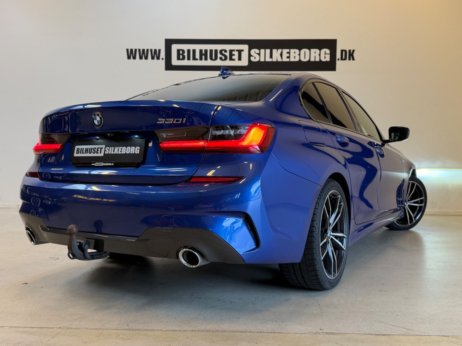 undefined BMW 330i fra 2019