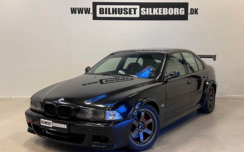 BMW M5 5,0