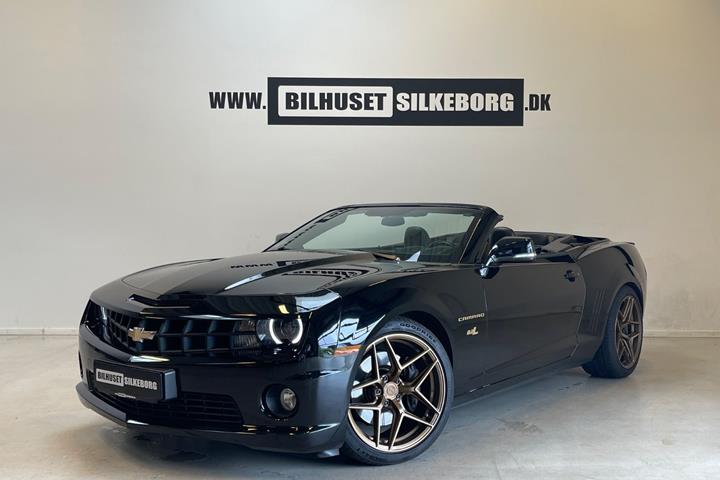 Sort Chevrolet Camaro fra 2012