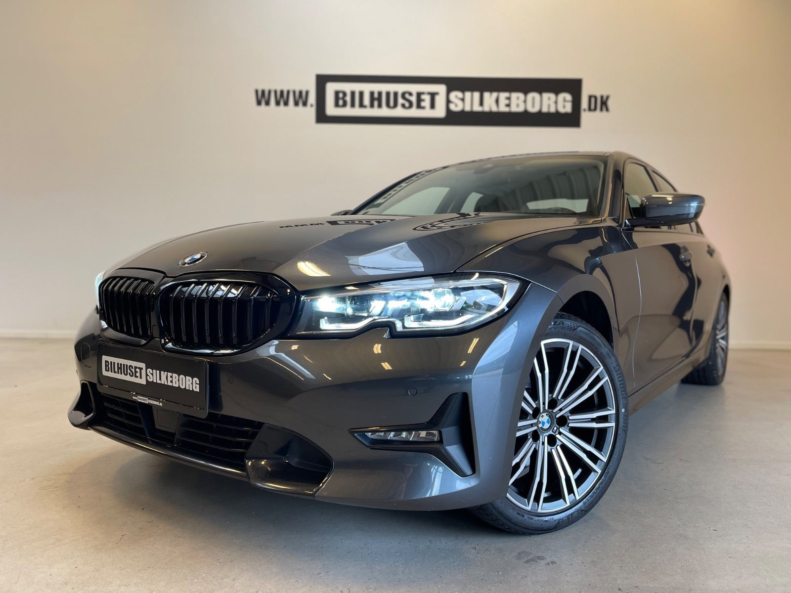 undefined BMW 320i fra 2020