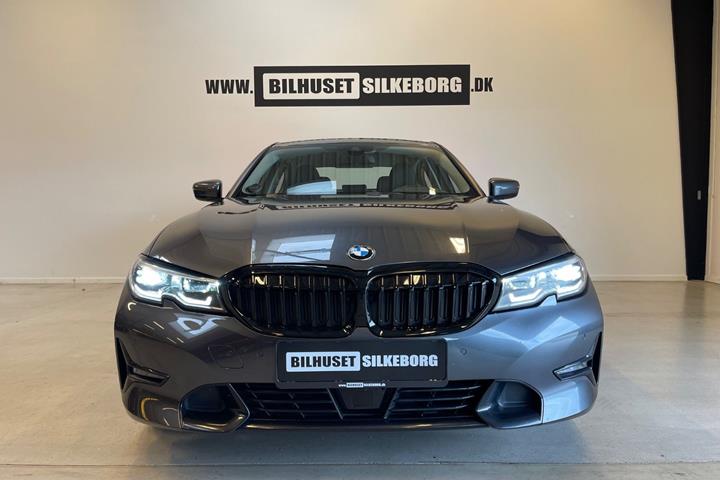 undefined BMW 320i fra 2020