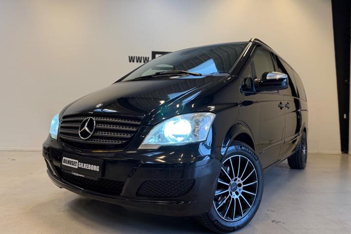 Grøn Mercedes Viano fra 2010