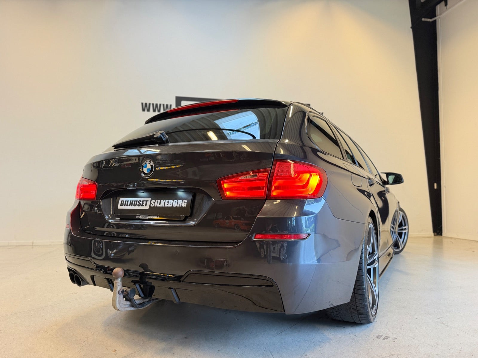 Sort BMW 520d fra 2012