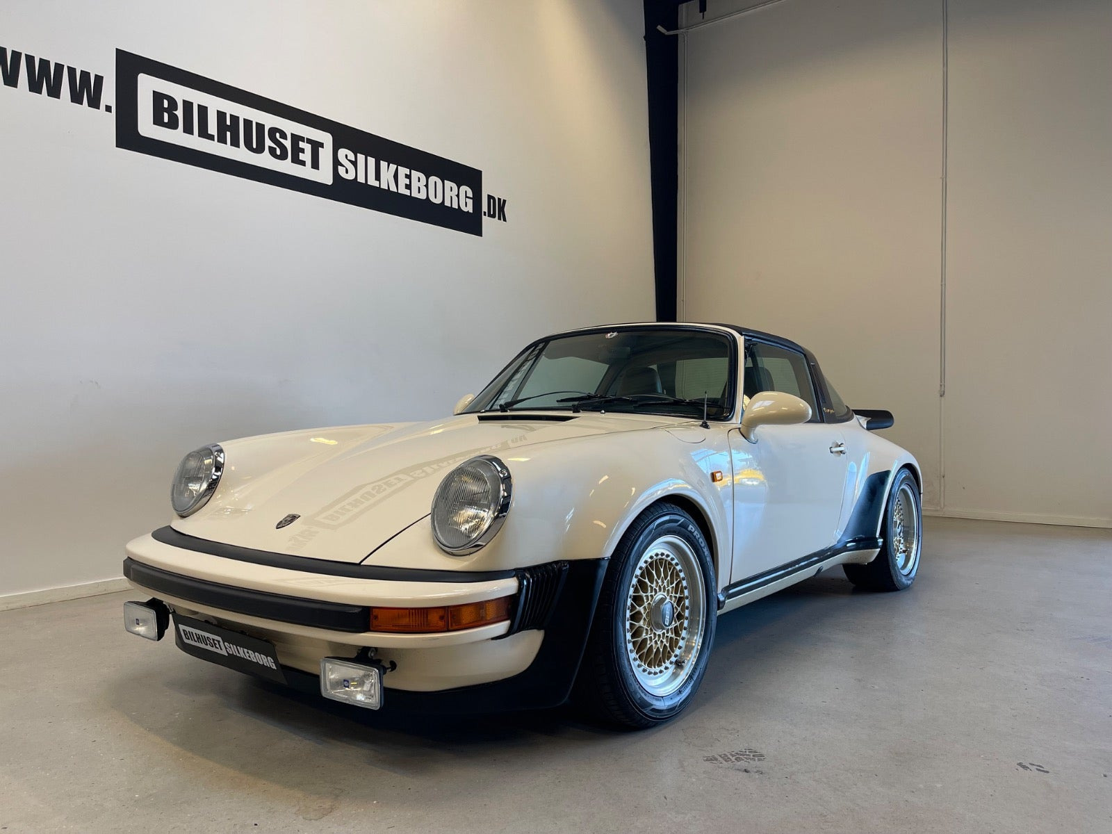 Grøn Porsche 911 fra 1973