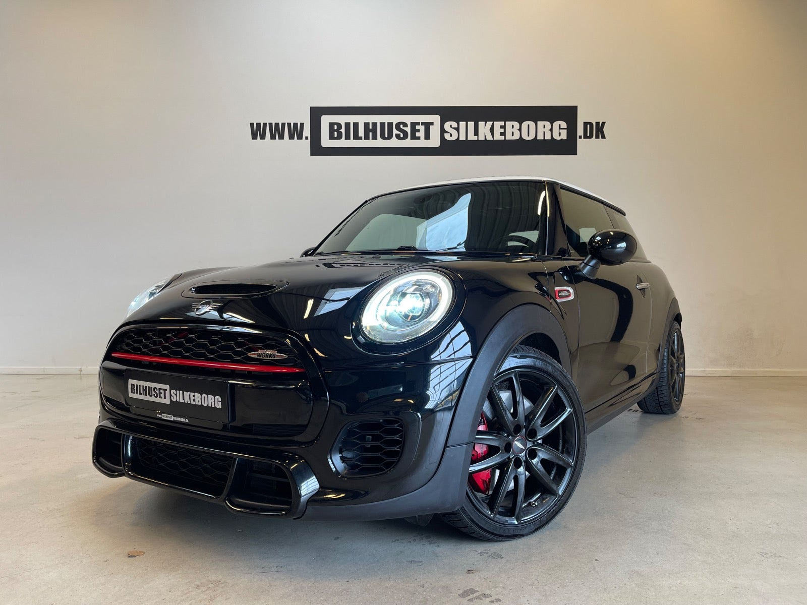 Hvid Mini Cooper S fra 2015