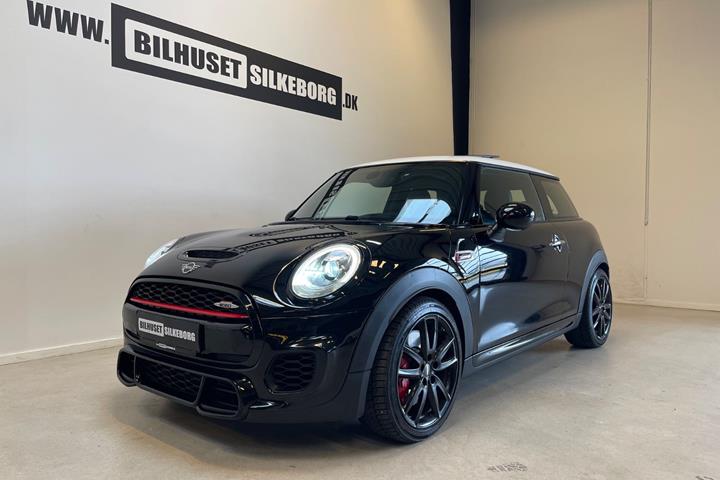 Hvid Mini Cooper S fra 2015