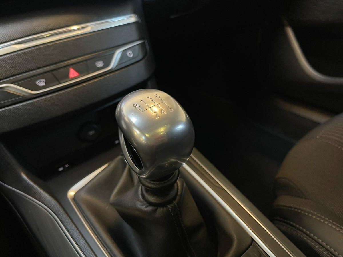 undefined Peugeot 308 fra 2019