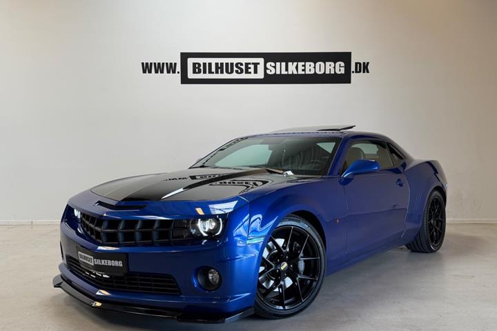 Sort Chevrolet Camaro fra 2011