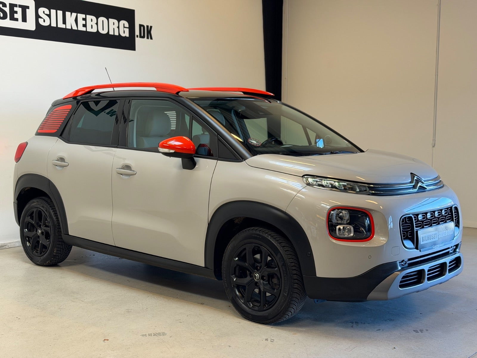 Orange Citroën C3 Aircross fra 2018