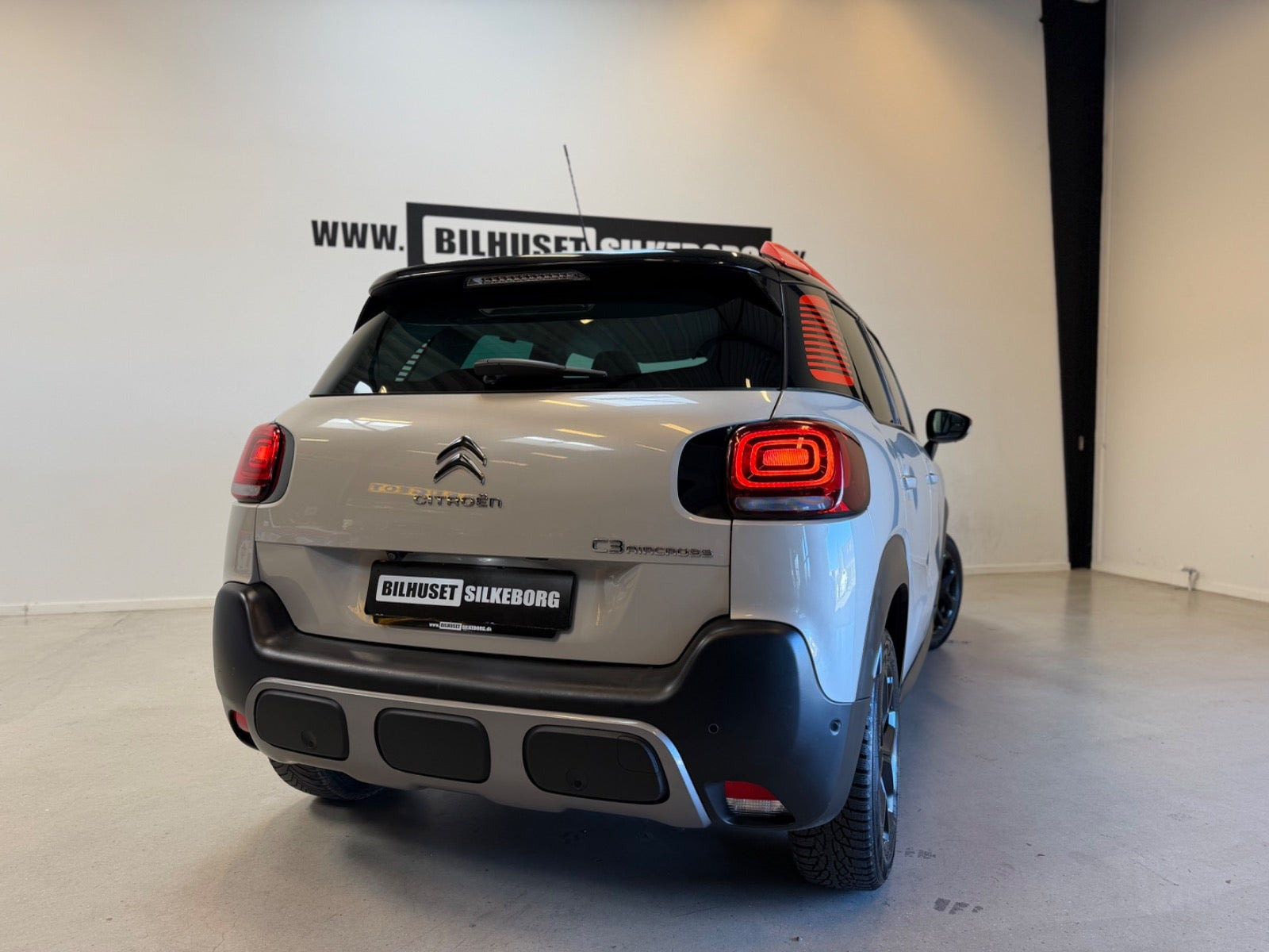 Orange Citroën C3 Aircross fra 2018