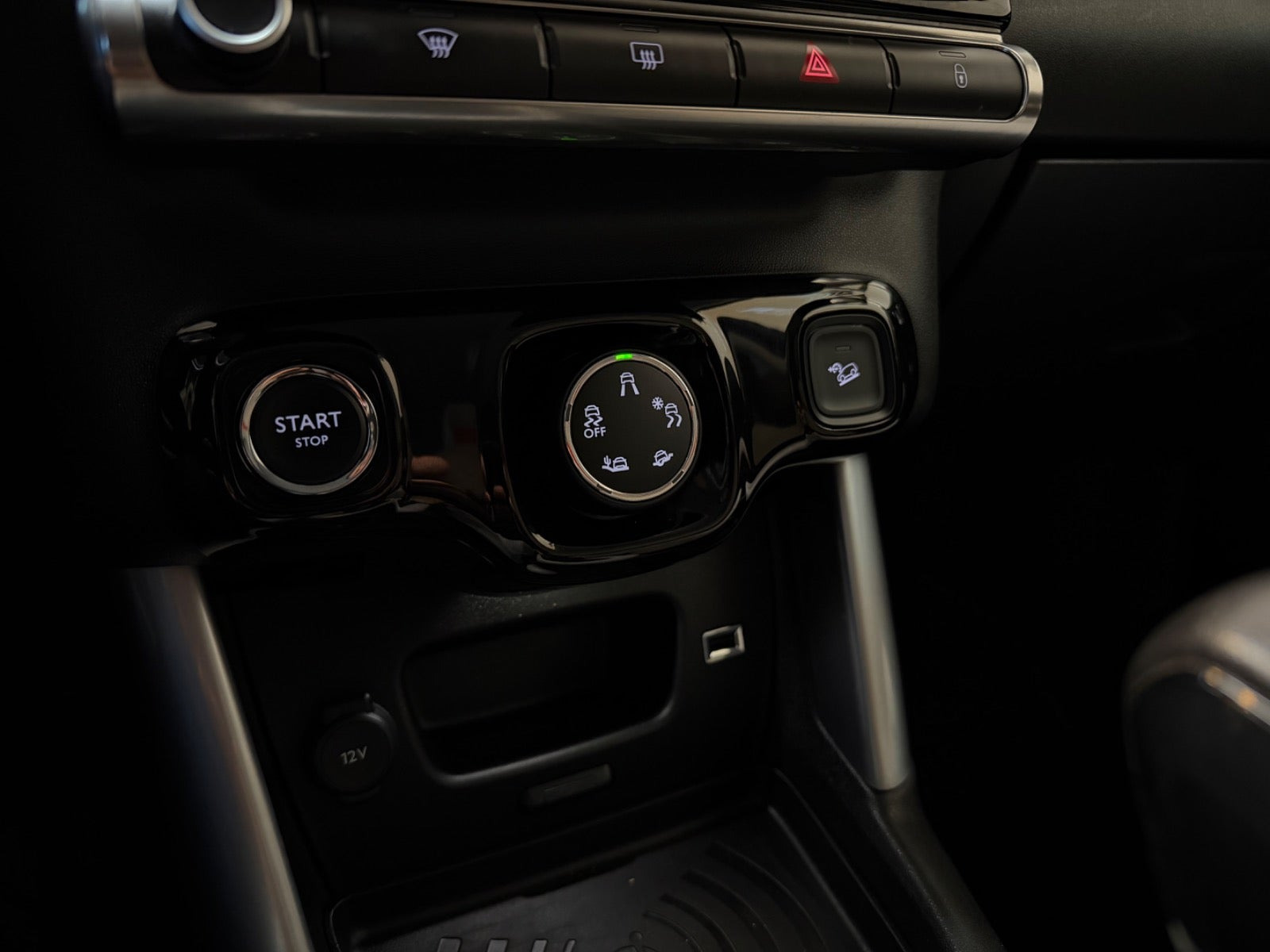 Orange Citroën C3 Aircross fra 2018