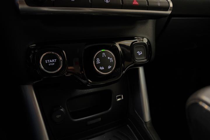 Orange Citroën C3 Aircross fra 2018
