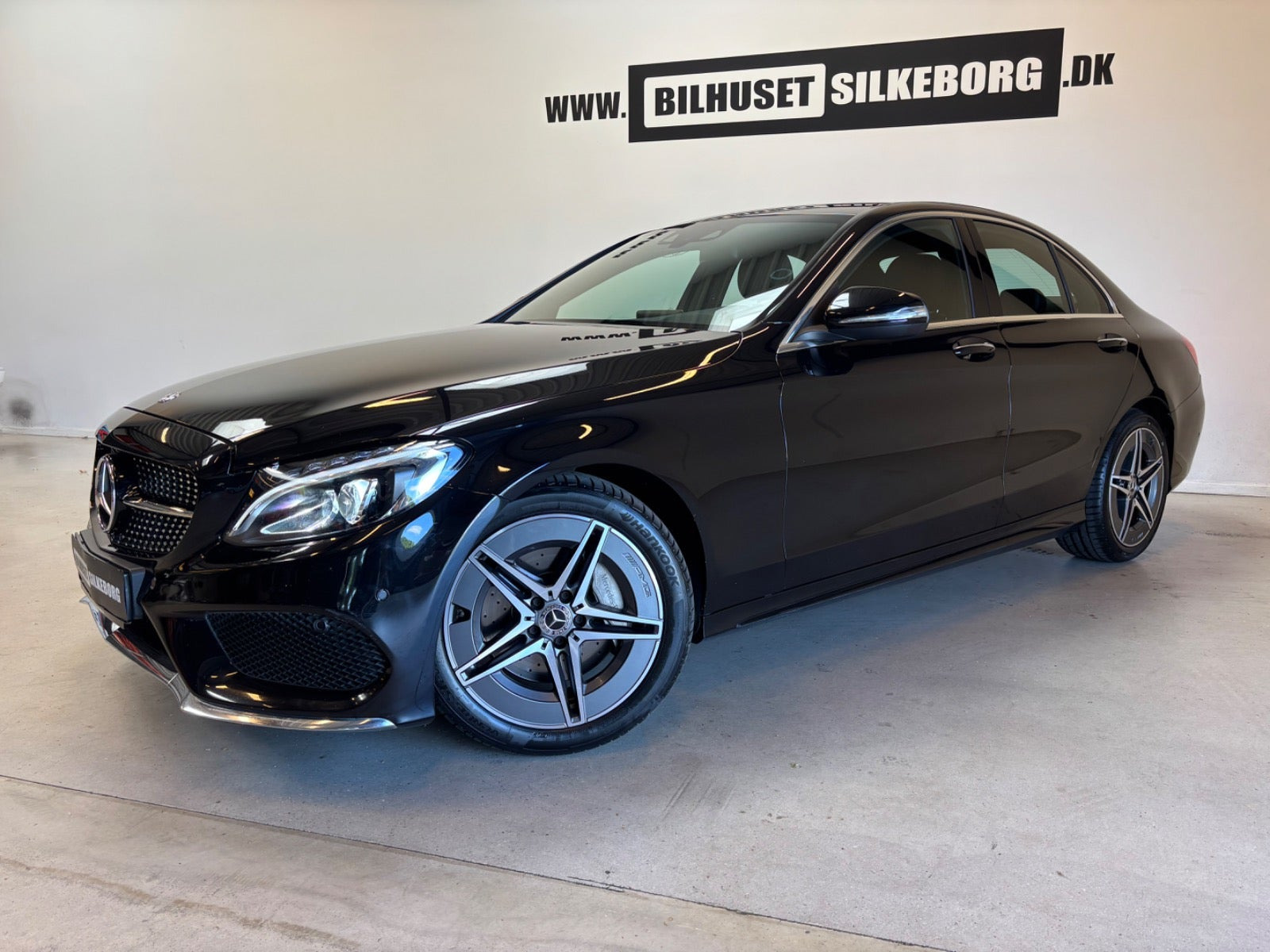Sort Mercedes C250 fra 2015