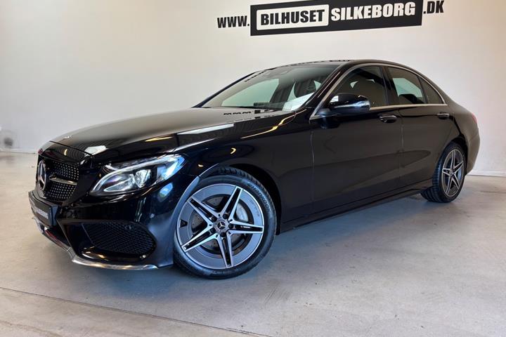 Sort Mercedes C250 fra 2015