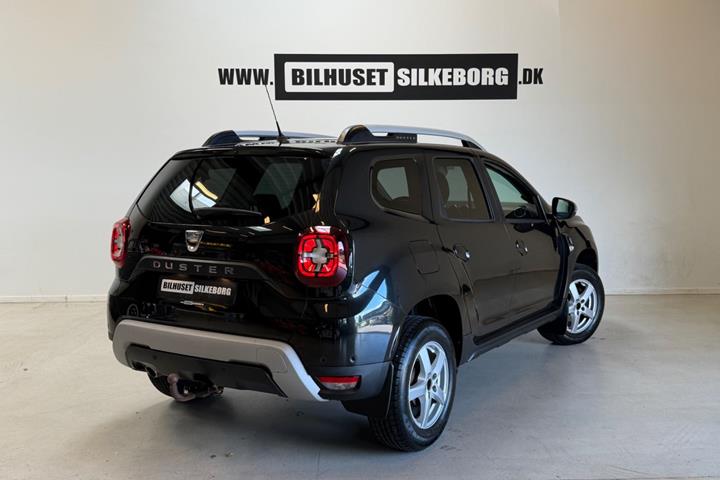 Sølv Dacia Duster fra 2018
