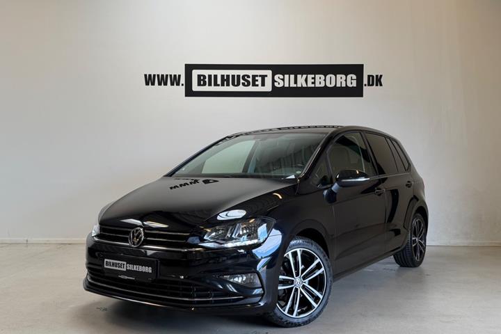 Sort VW Golf Sportsvan fra 2019
