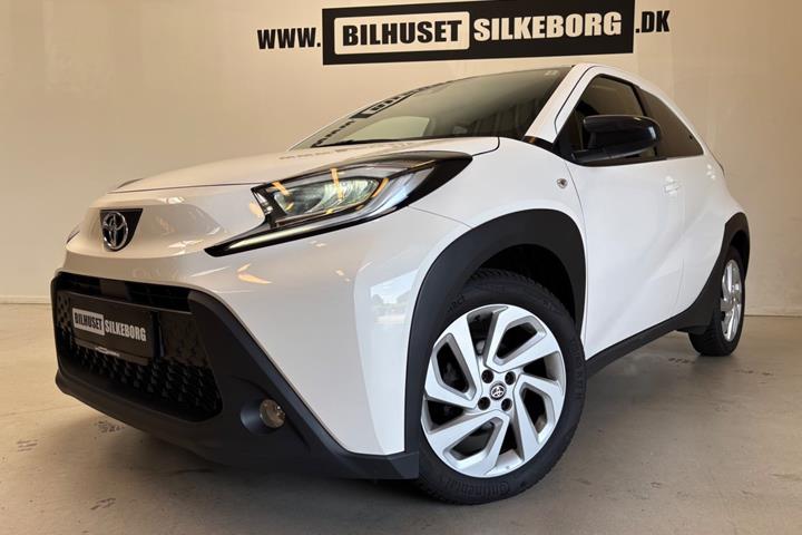 Sort Toyota Aygo X fra 2022