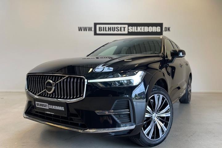 Sort Volvo XC60 fra 2023