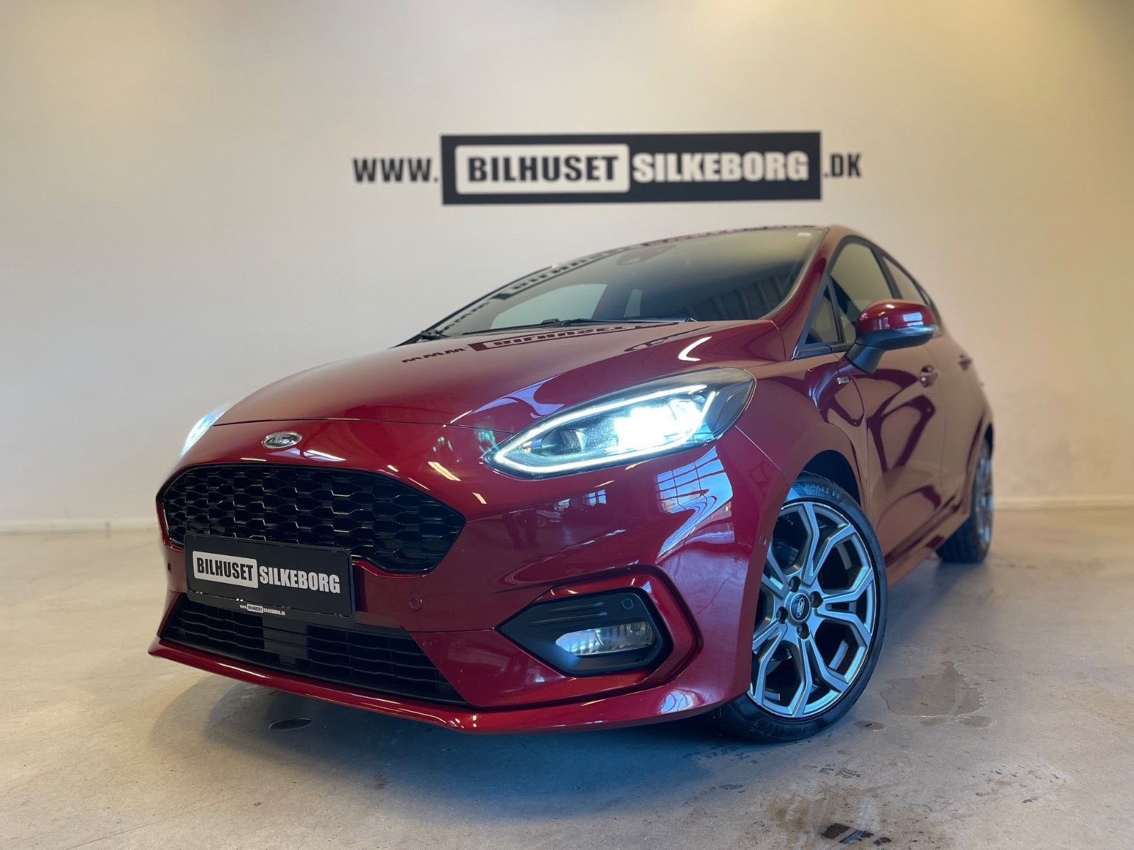Blå Ford Fiesta fra 2021