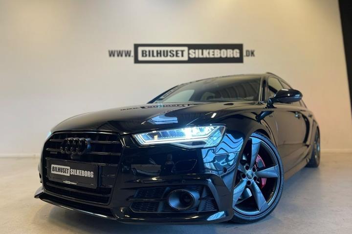 Rød Audi A6 fra 2017