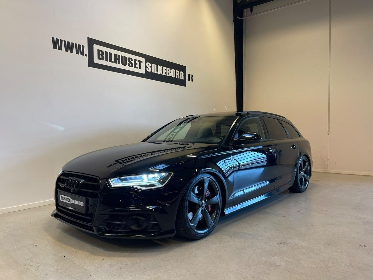 Rød Audi A6 fra 2017