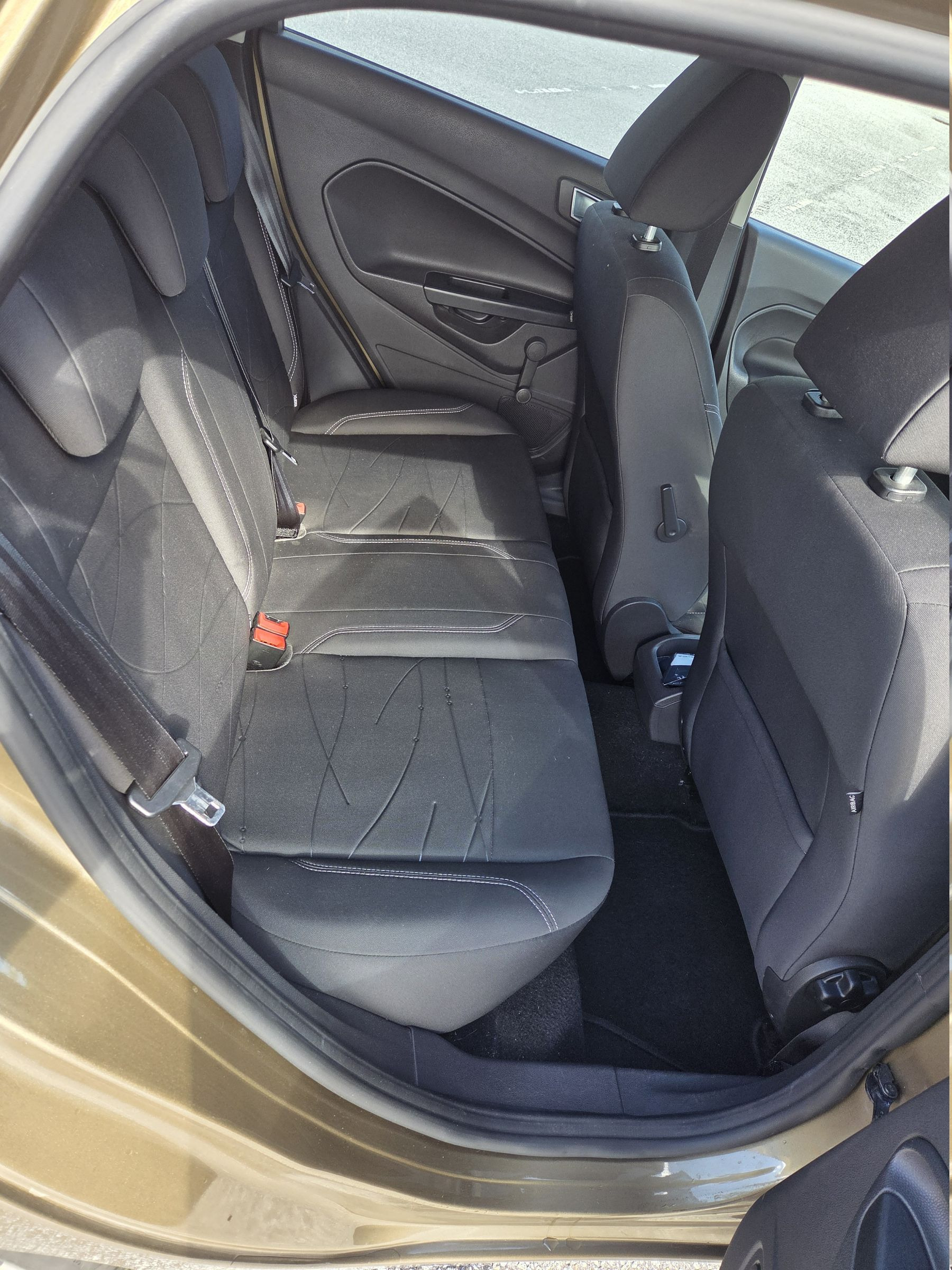 Brun Ford Fiesta fra 2014