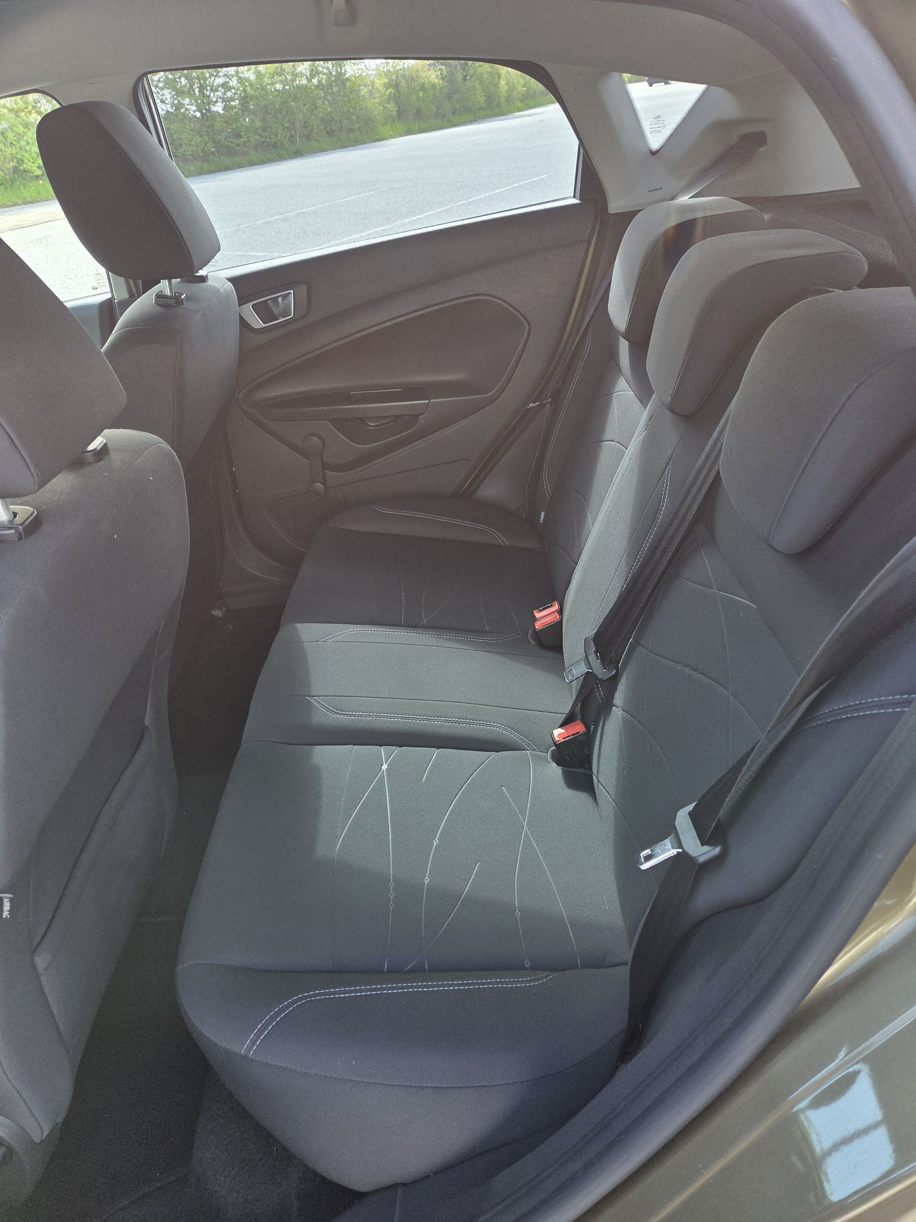 Brun Ford Fiesta fra 2014