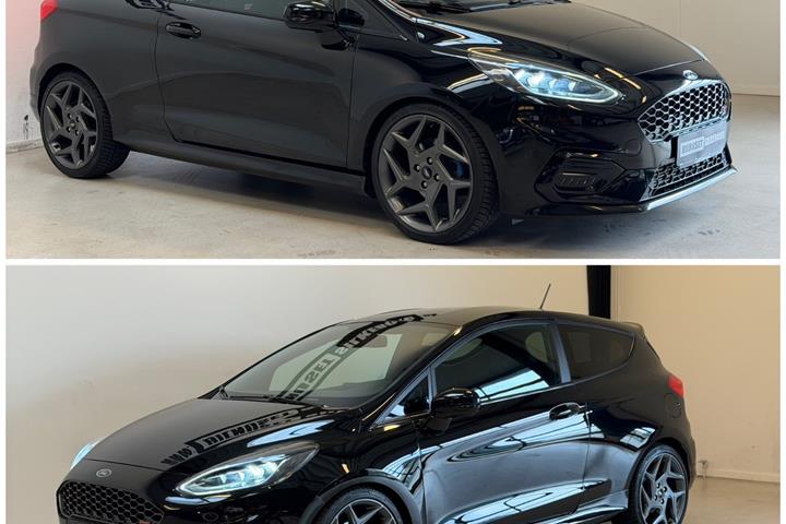 Blå Ford Fiesta fra 2019