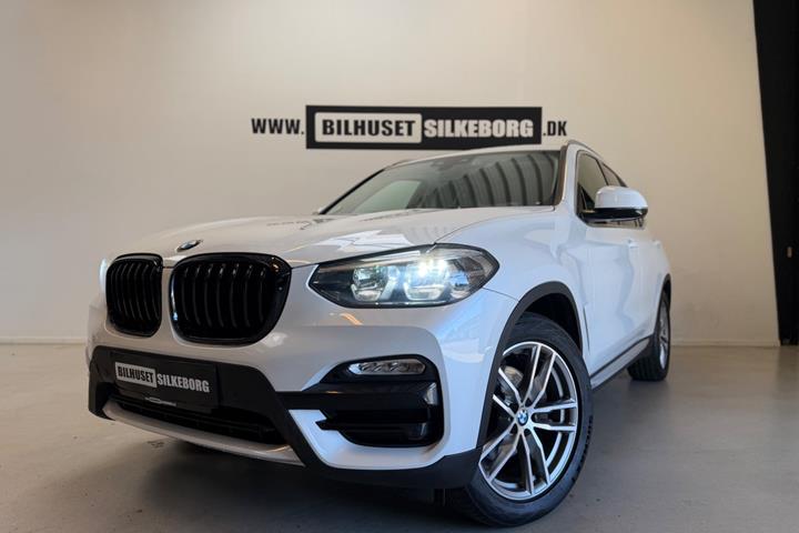 Sort BMW X3 fra 2018