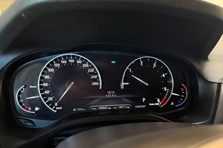 Sort BMW X3 fra 2018