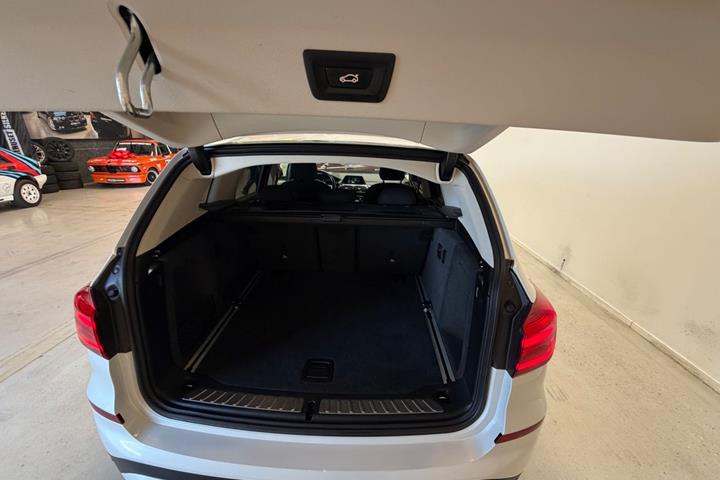 Sort BMW X3 fra 2018