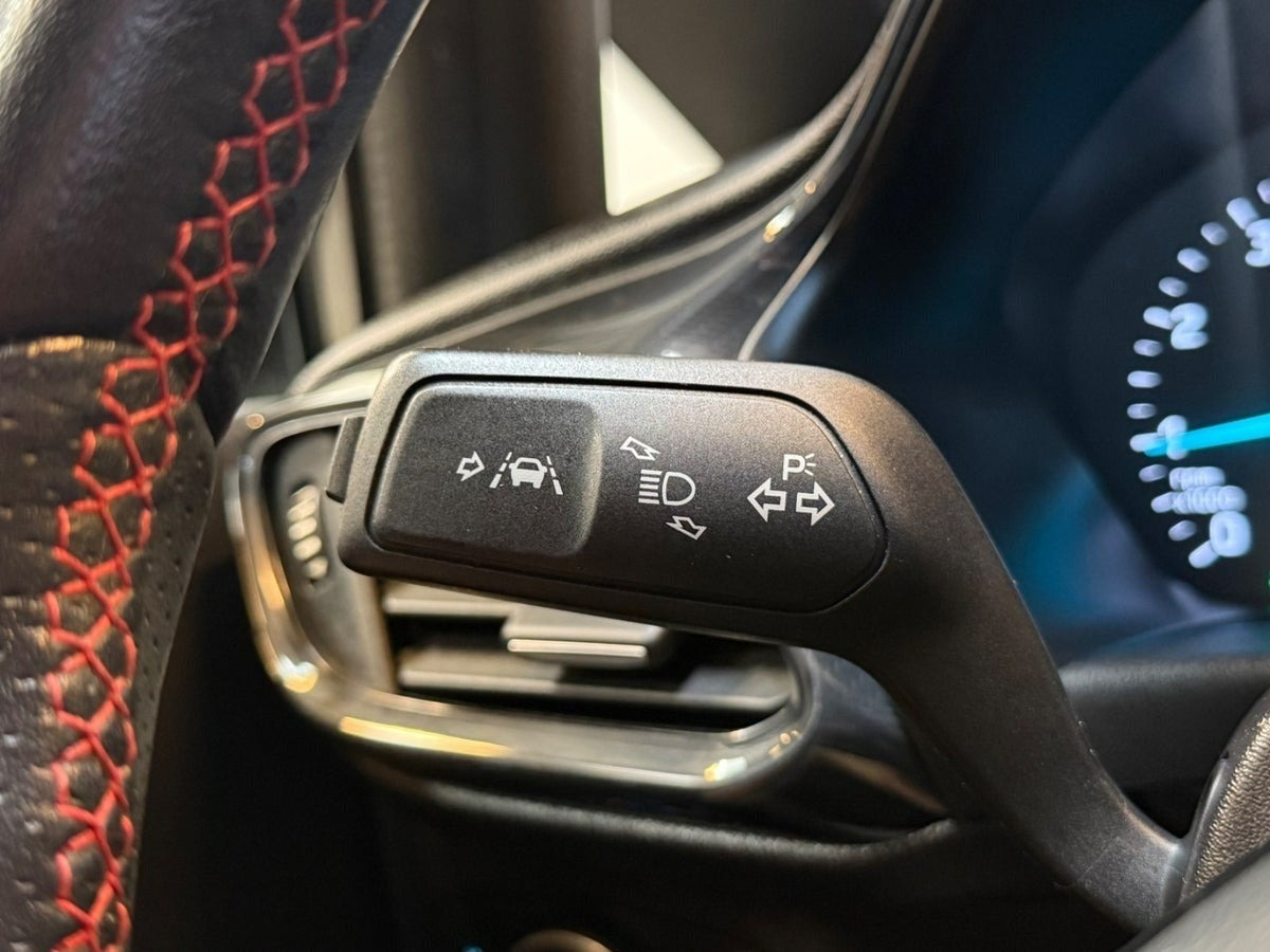 Rød Ford Fiesta fra 2019