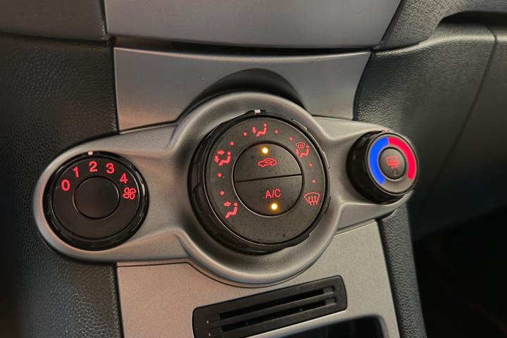 undefined Ford Fiesta fra 2010