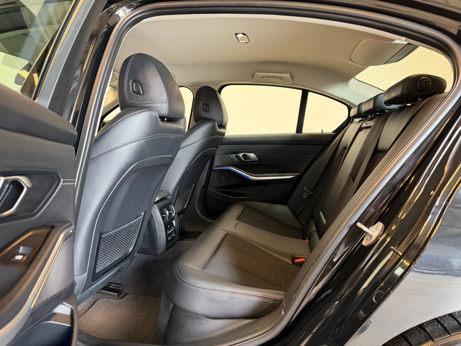 undefined BMW 330i fra 2019