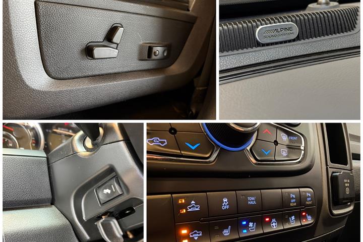 Blå Dodge RAM 1500 fra 2017
