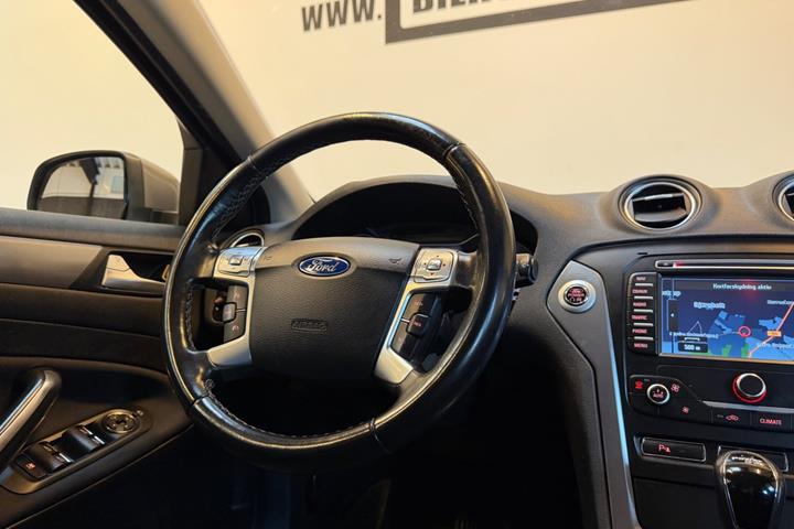 undefined Ford Mondeo fra 2014